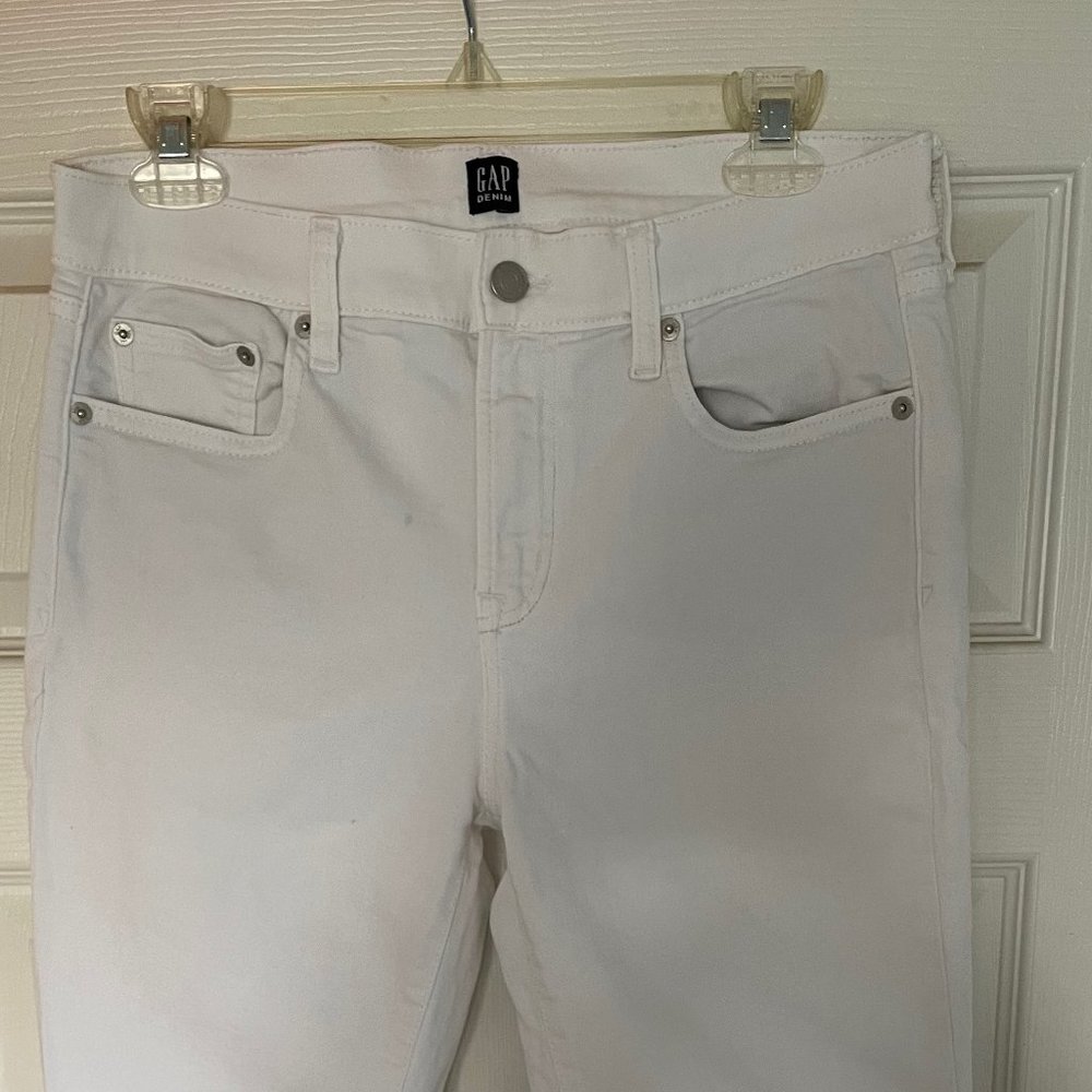 Gap White Skinny Jeans